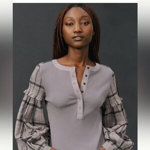 The Andie Ribbed Henley Top by Pilcro.Balloon sleeves